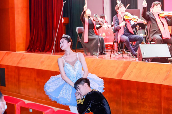 1673490094105074688.jpg 8.jpg